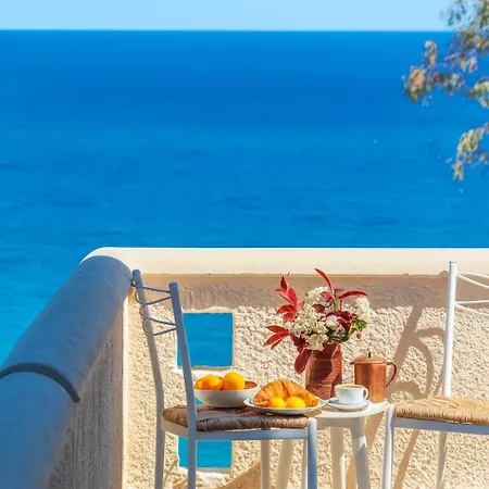 Astra - Beachfront Retreats アパート *