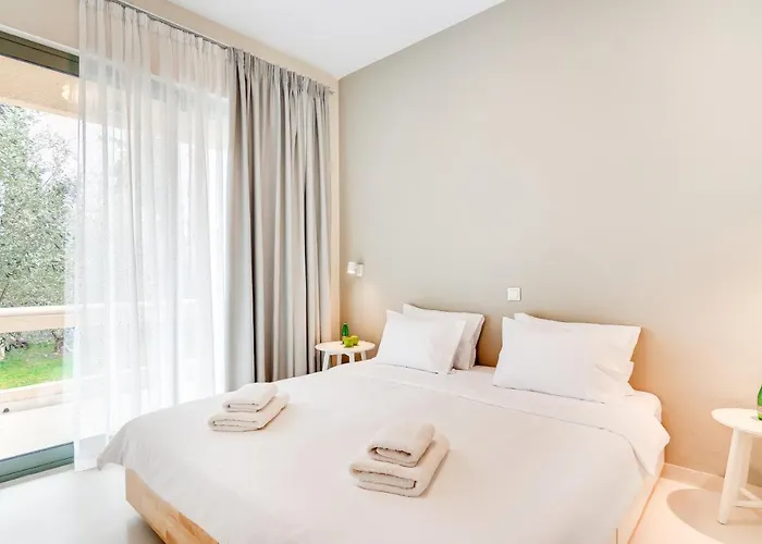 Astra - Beachfront Retreats * Koroni (Messinia)